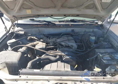 2001 Toyota Tundra Sr5 from USA, damaged, VIN 5TBRN34161S214687